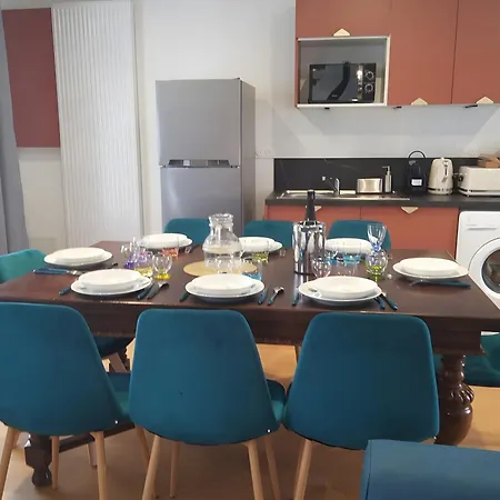 Casa vacanze La Maison De La Fée Saint-Genest-d'Ambiere